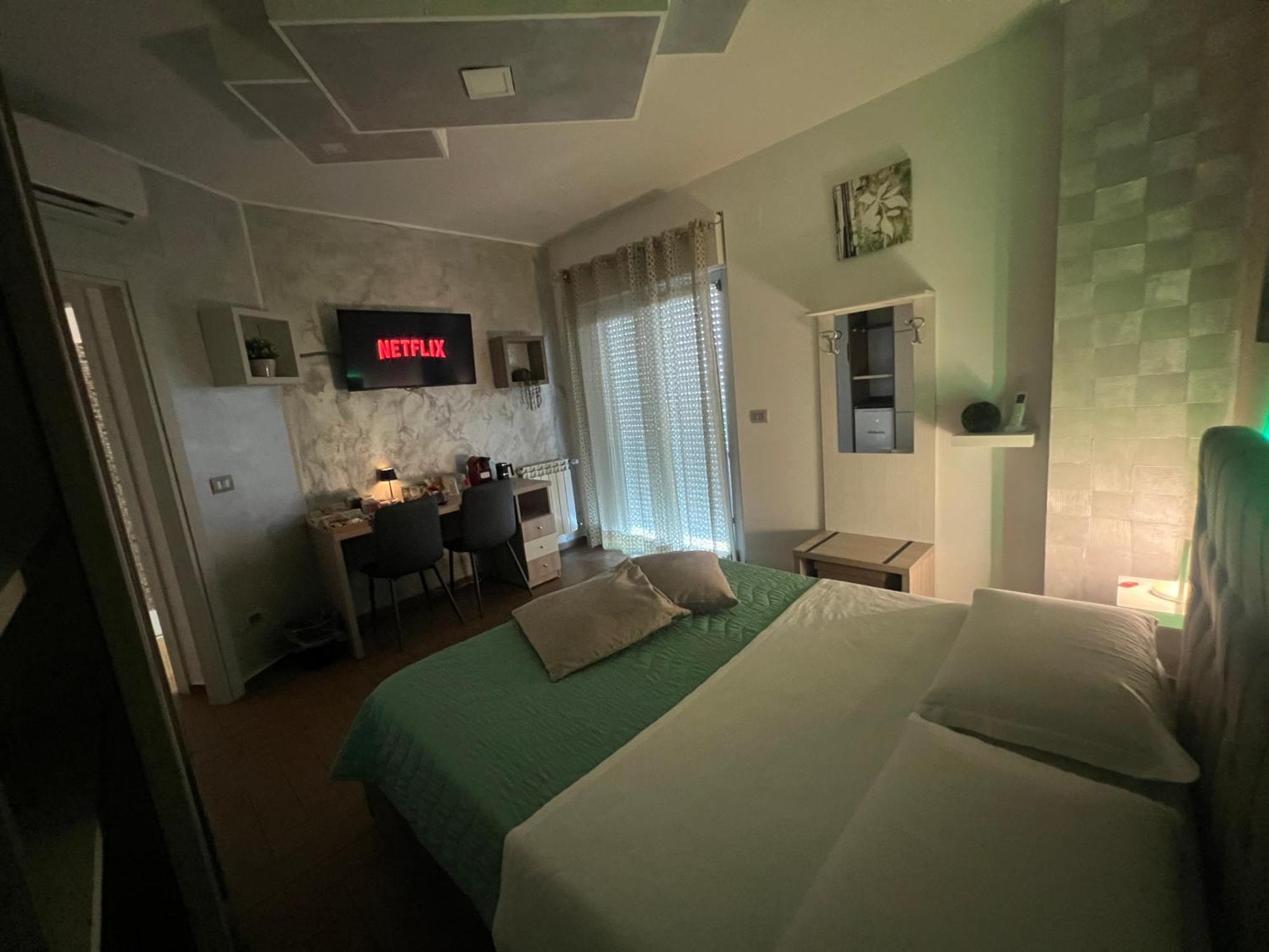 B&B Palazzo Del Toro Montesilvano Marina Eksteriør billede