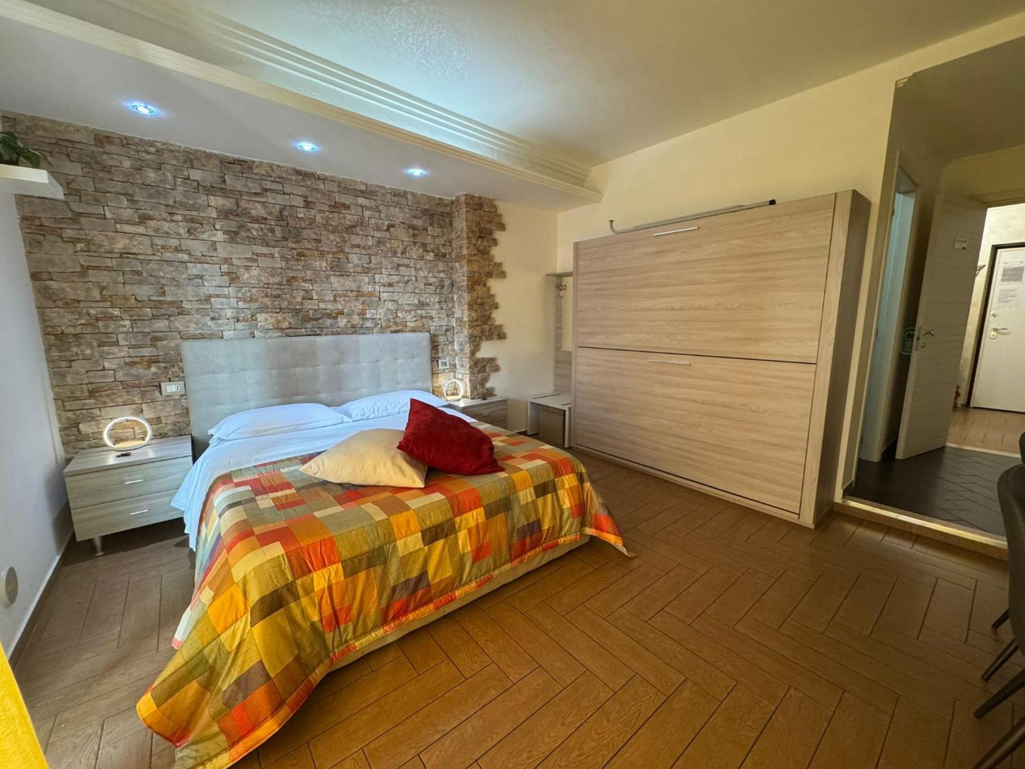 B&B Palazzo Del Toro Montesilvano Marina Eksteriør billede